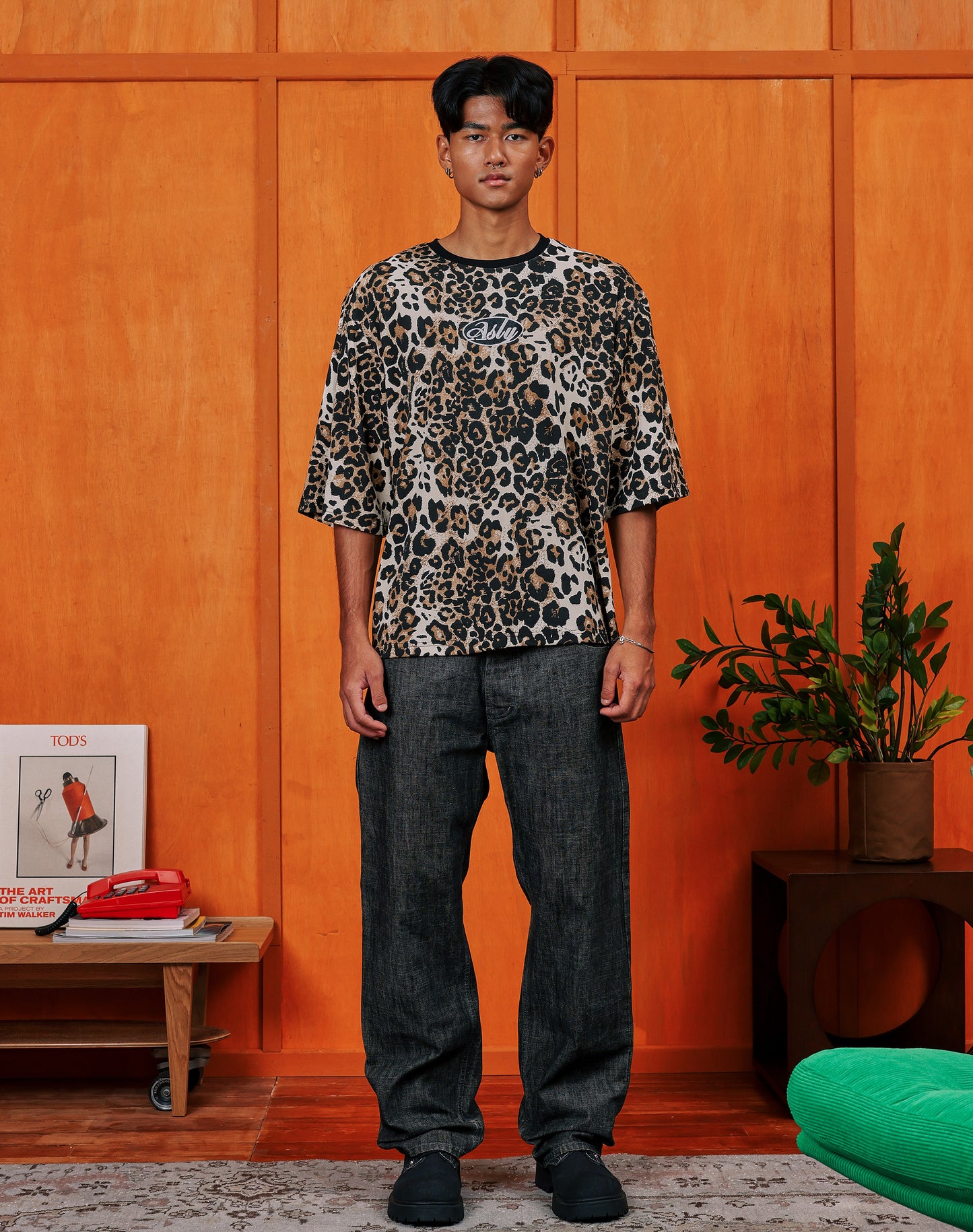 Aura Leopard Short Sleeve