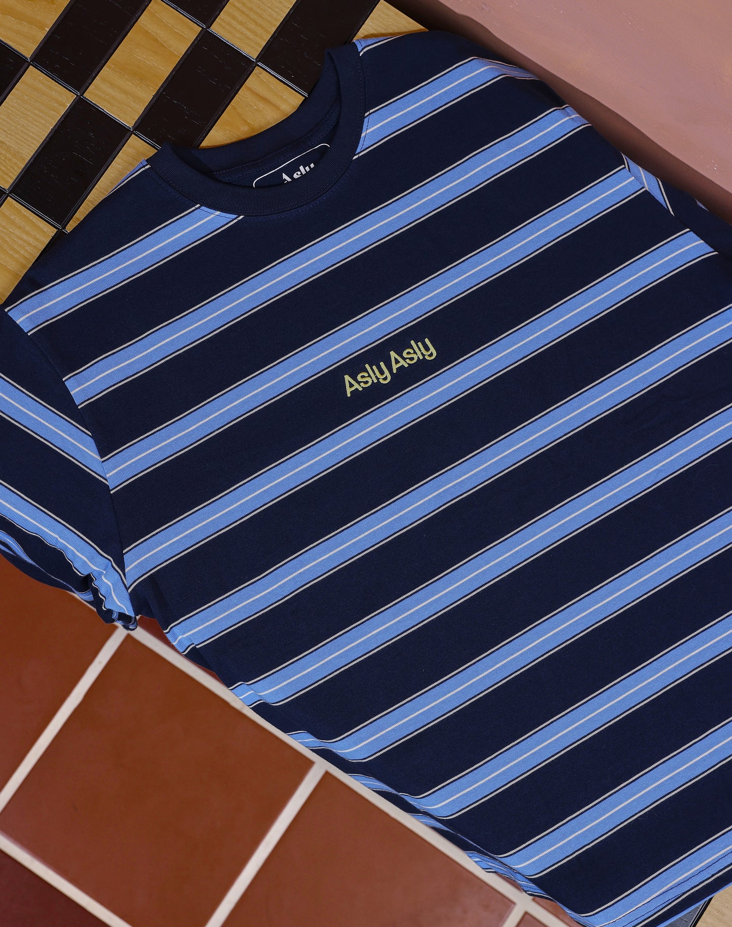“Basic” Stripes In Blue Short Sleeve