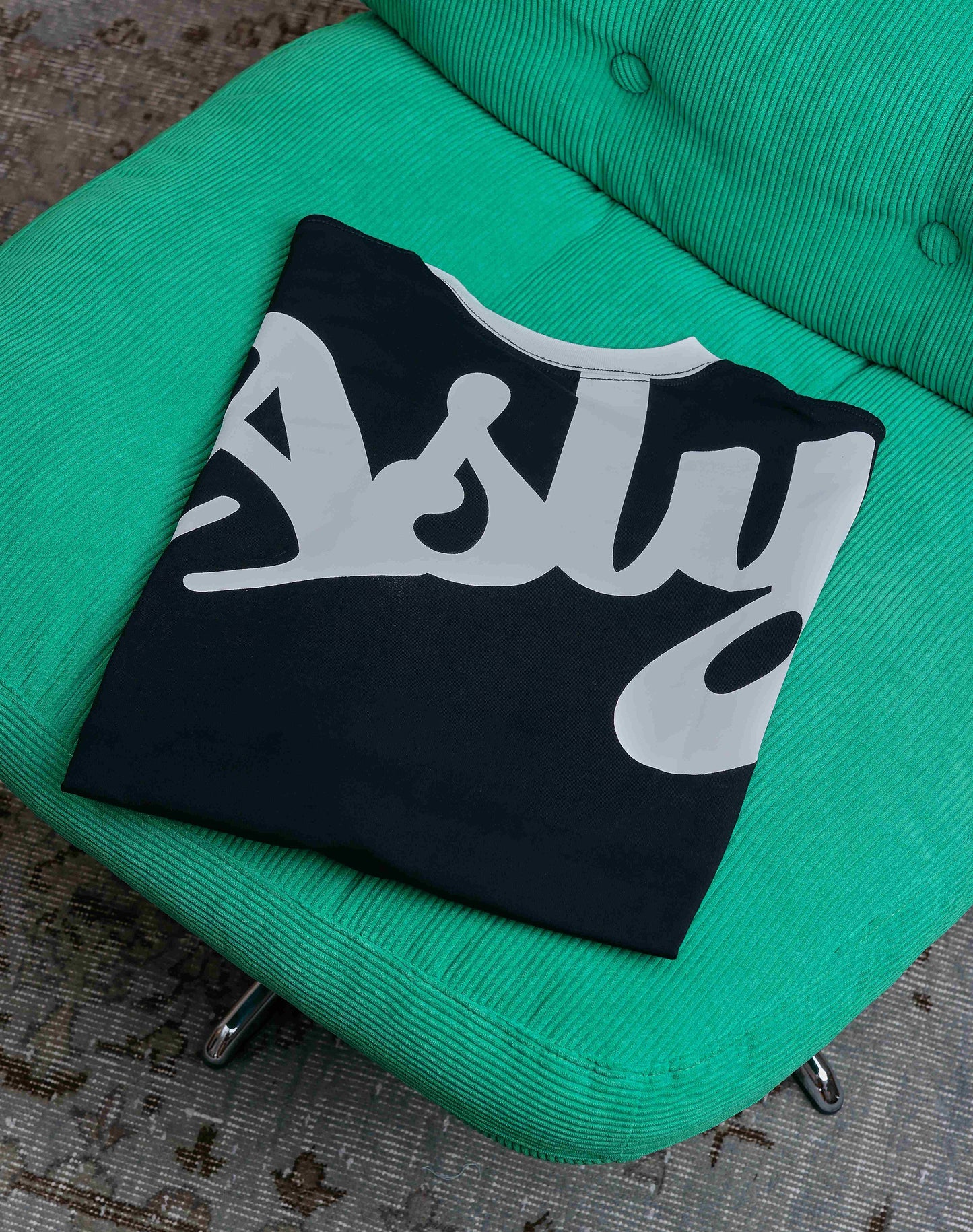 Asly Aura Basic in Black Long Sleeve