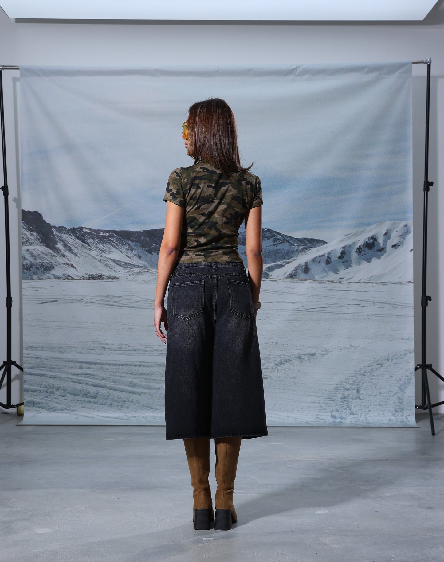 “Basic” Camou In Brown Baby Tee