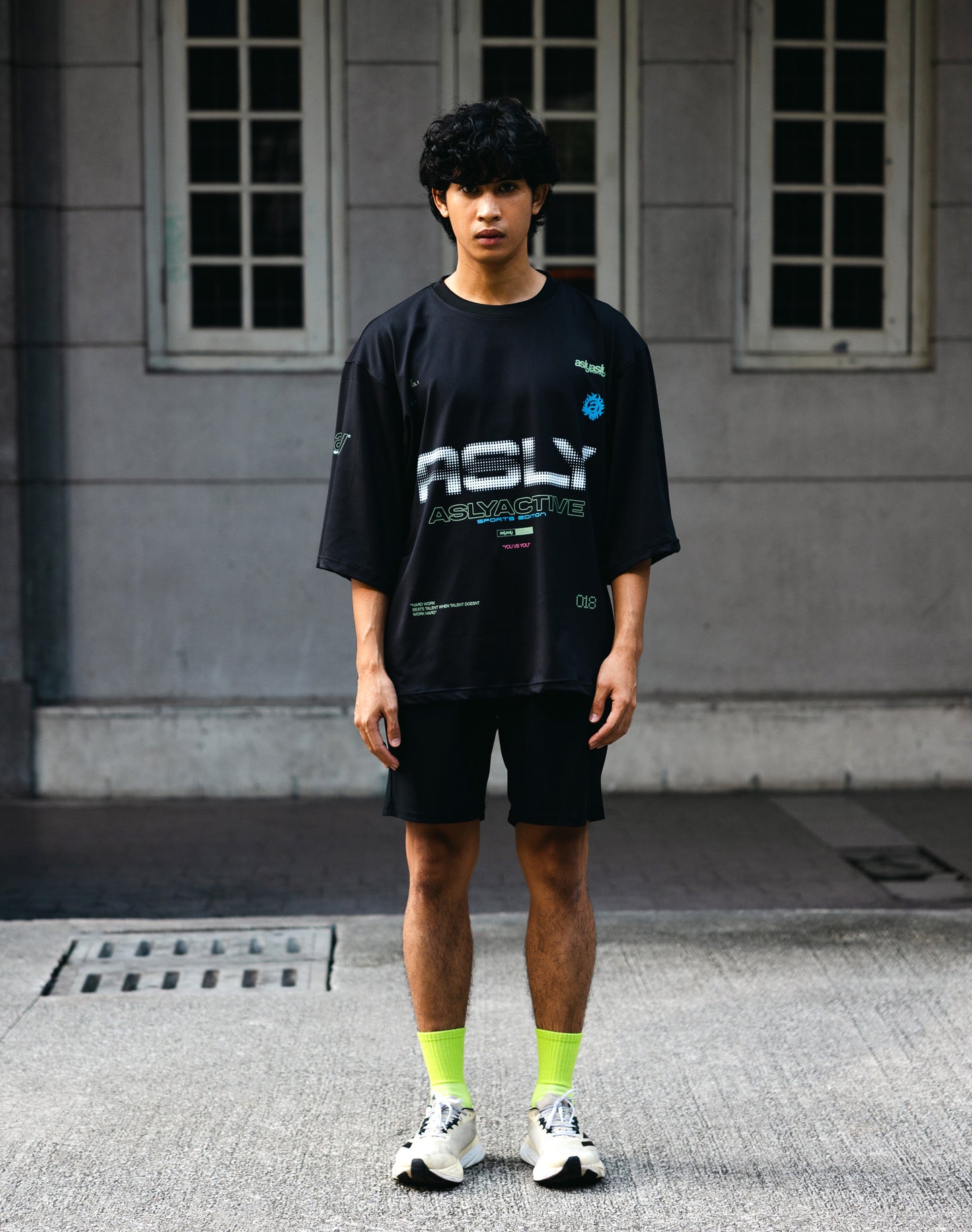 Asly Active Black in Short Sleeve
