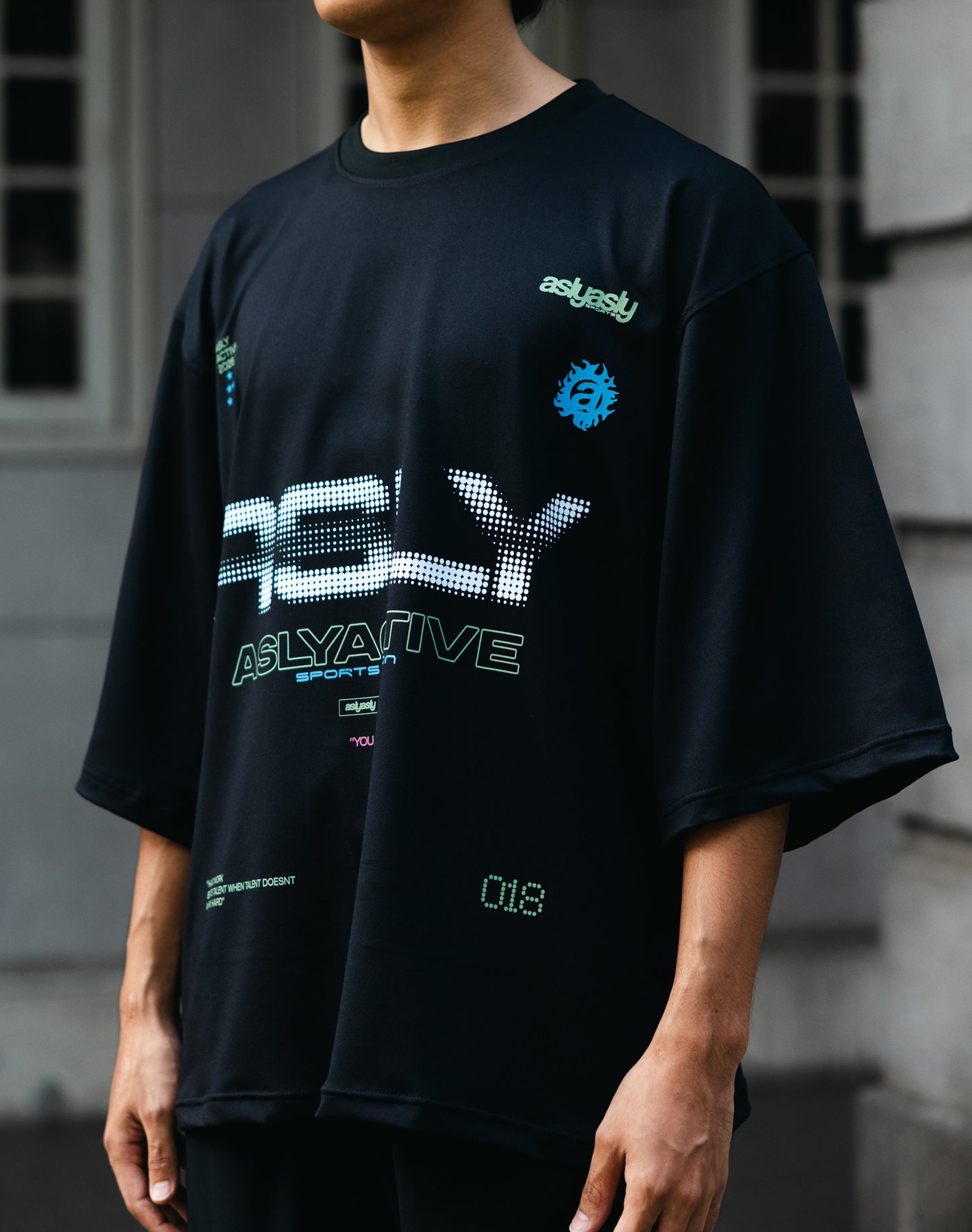 Asly Active Black in Short Sleeve