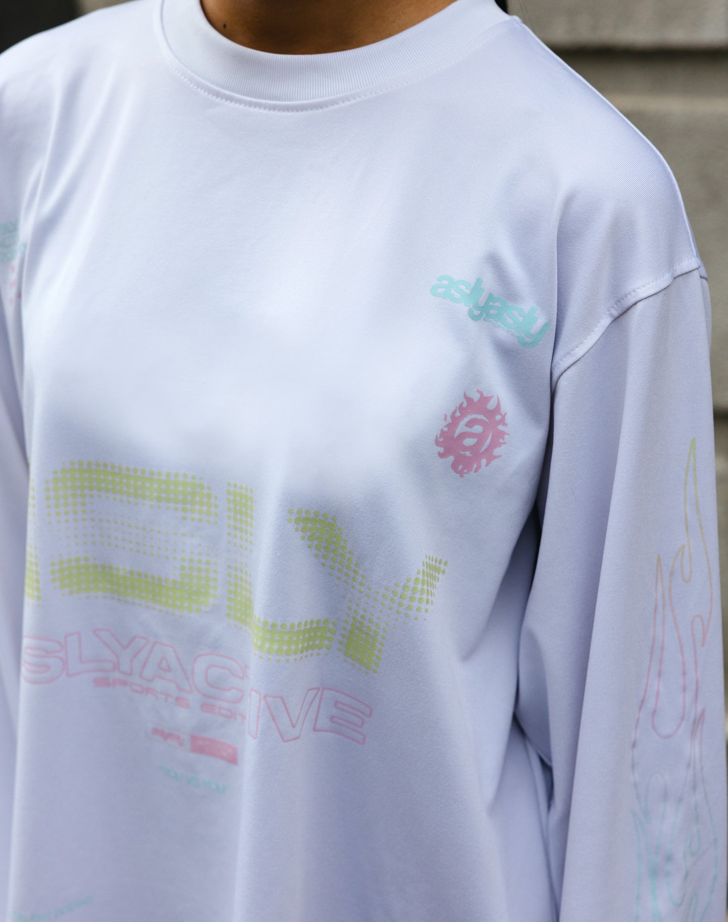 Asly Active White in Long Sleeve